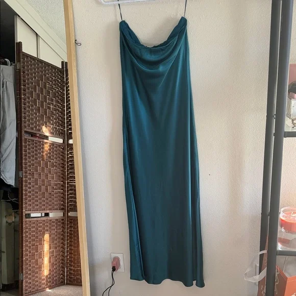 Reformation 💯 silk Teal Midi Dress - Picture 2 of 13